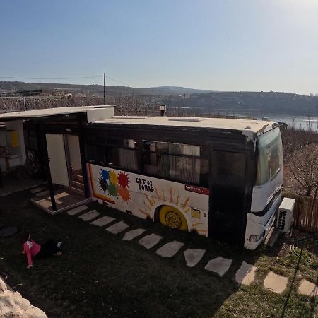 The Bus Apartment Majdal Shams Exterior foto