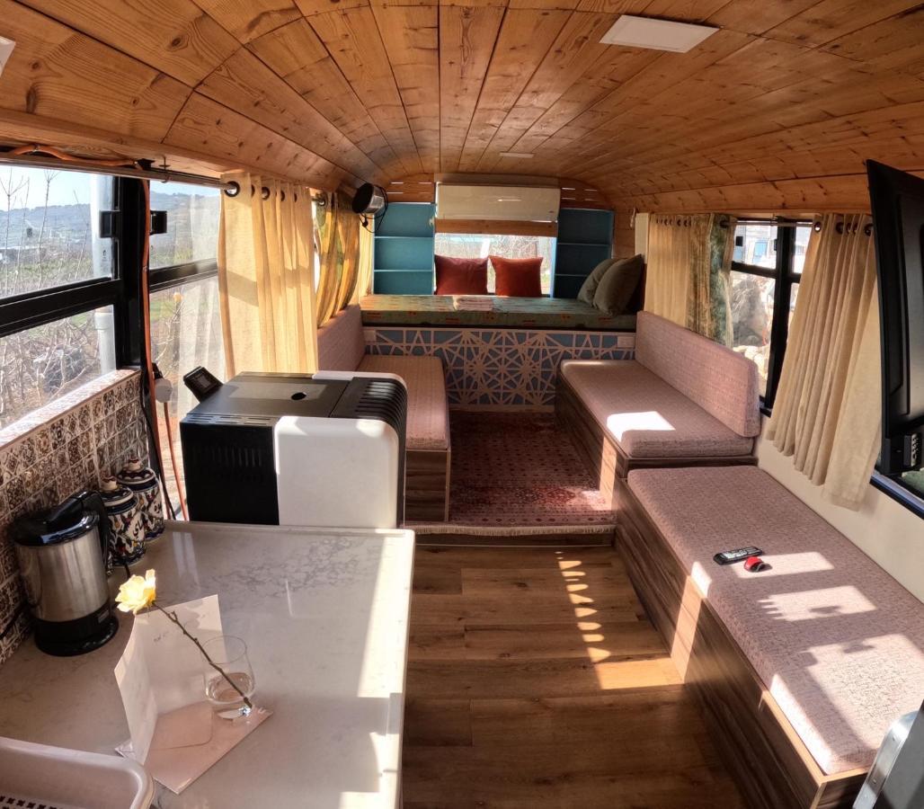 The Bus Apartment Majdal Shams Exterior foto